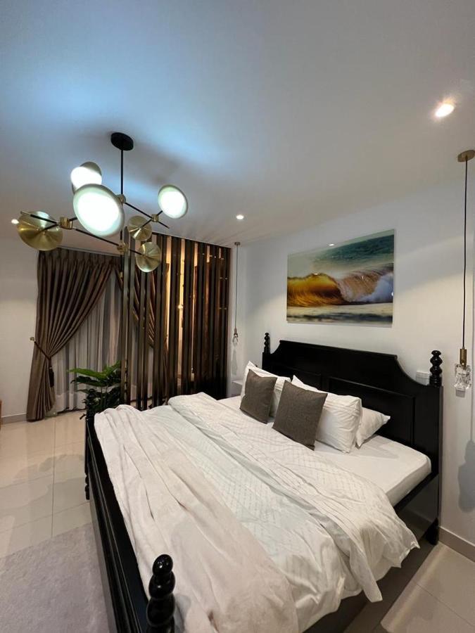 The Lennox Luxury Apartment Accra Bagian luar foto