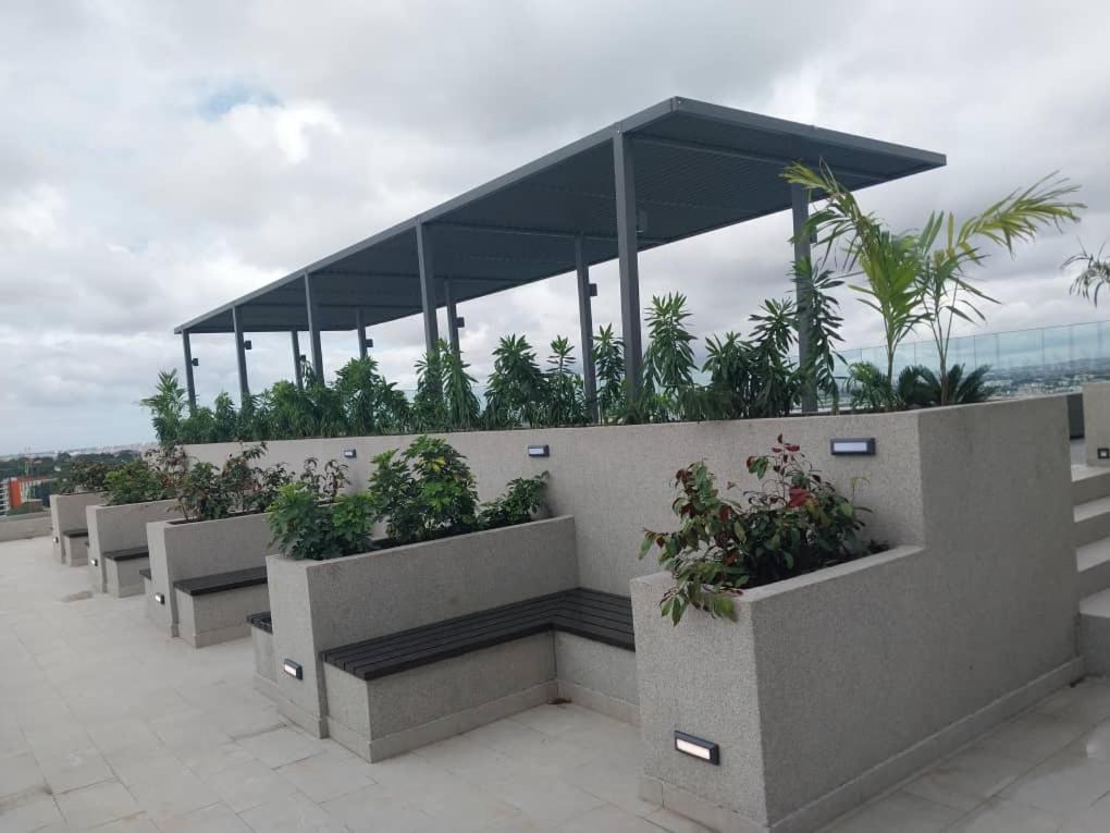 The Lennox Luxury Apartment Accra Bagian luar foto