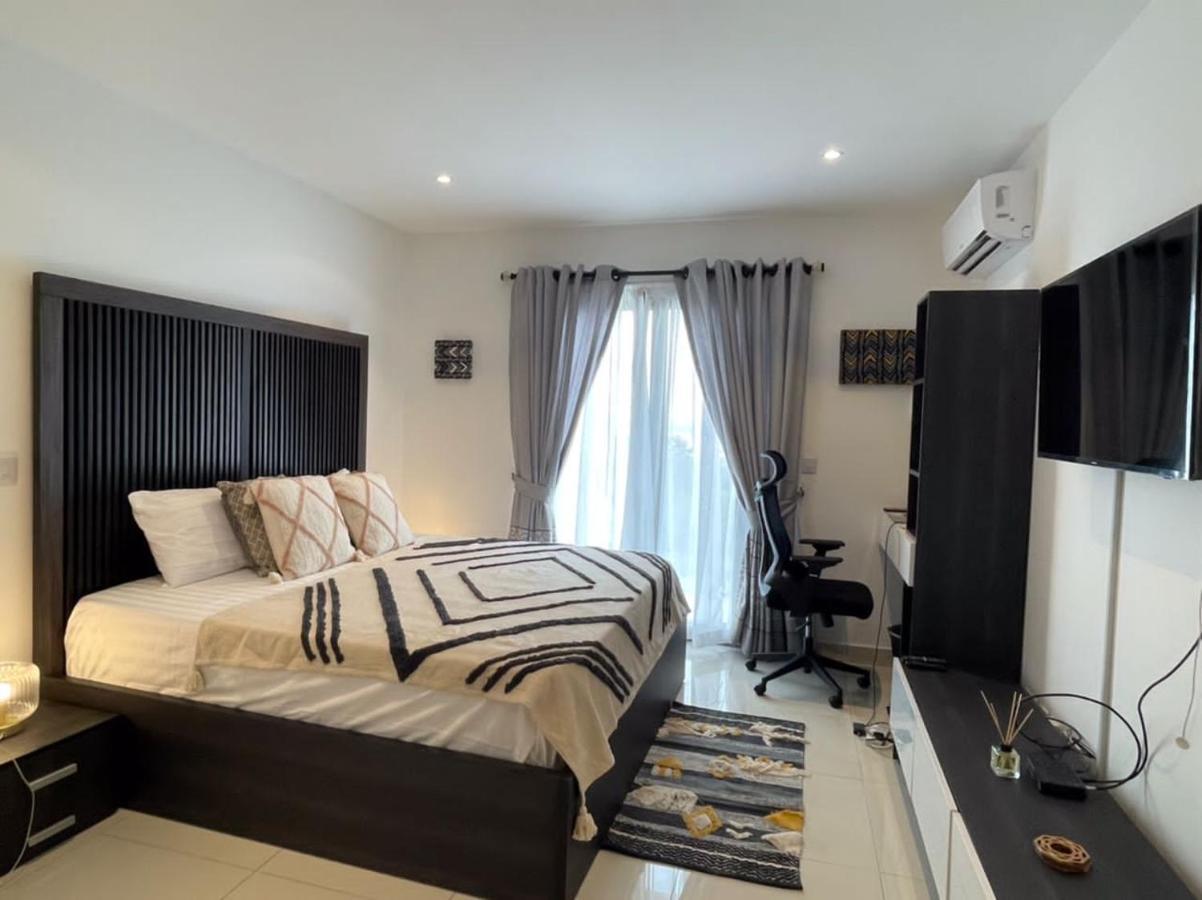 The Lennox Luxury Apartment Accra Bagian luar foto