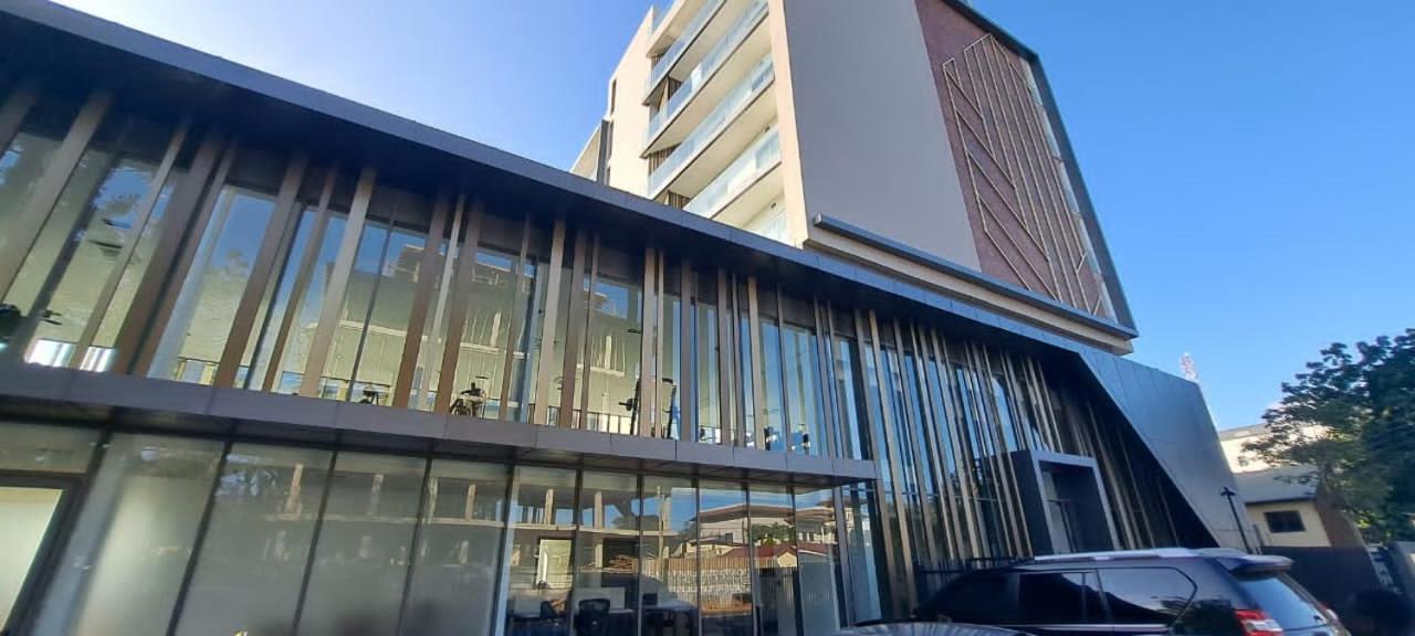 The Lennox Luxury Apartment Accra Bagian luar foto