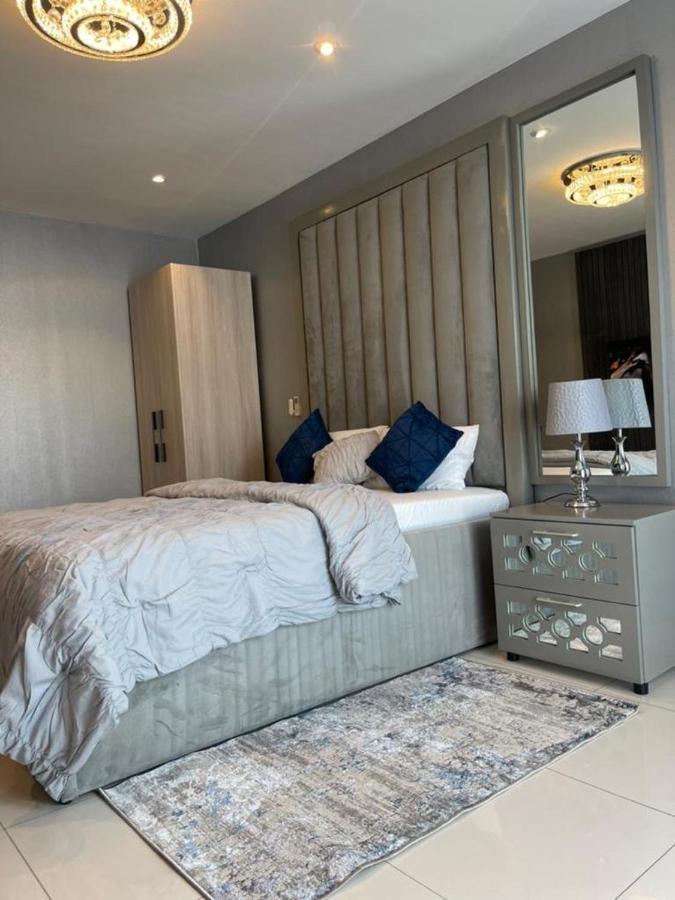 The Lennox Luxury Apartment Accra Bagian luar foto